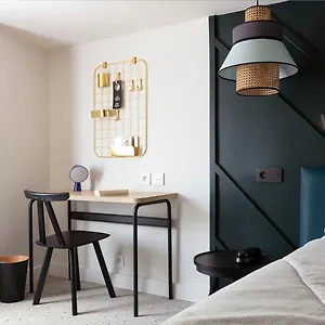 Bastille Speria *** Paris